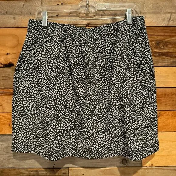 Lou & Grey Cheetah Print Wanderweave Zip Pocket Skort Skirt Black/White Size L - Picture 6 of 12